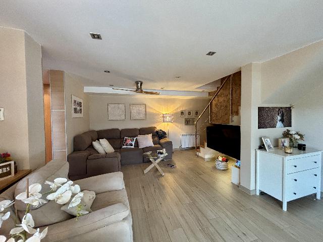 Imagen 9 Inmueble 301190 - Piso en venta en Pallaresos (Els) / Cerca de Centre mèdic Pallaresos i Cafeteria l´Espiga 