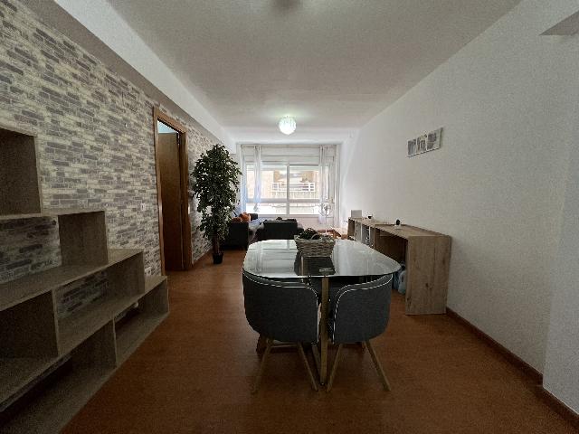 Imagen 5 Inmueble 304301 - Piso en venta en Tarragona / Entre Carretera Reial y Carrer del Mar esquina C/Lleo