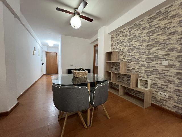 Imagen 6 Inmueble 304301 - Piso en venta en Tarragona / Entre Carretera Reial y Carrer del Mar esquina C/Lleo
