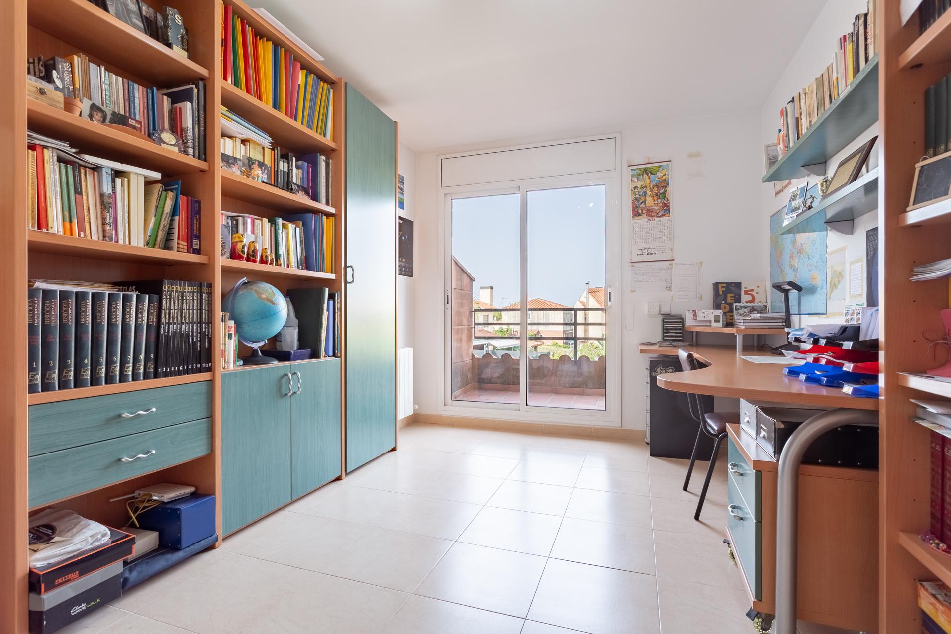 Imagen 10 Casa Adosada en venta en Cambrils / Zona els Ametlles
