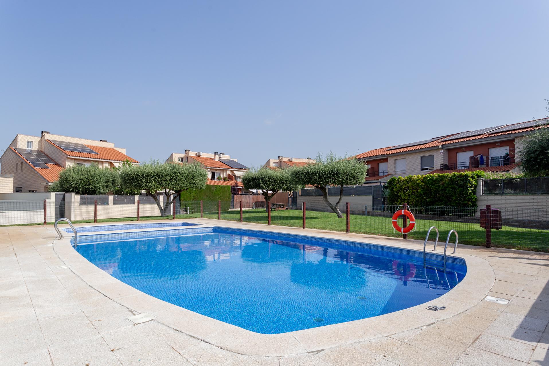 Imagen 2 Casa Adosada en venta en Cambrils / Zona els Ametlles