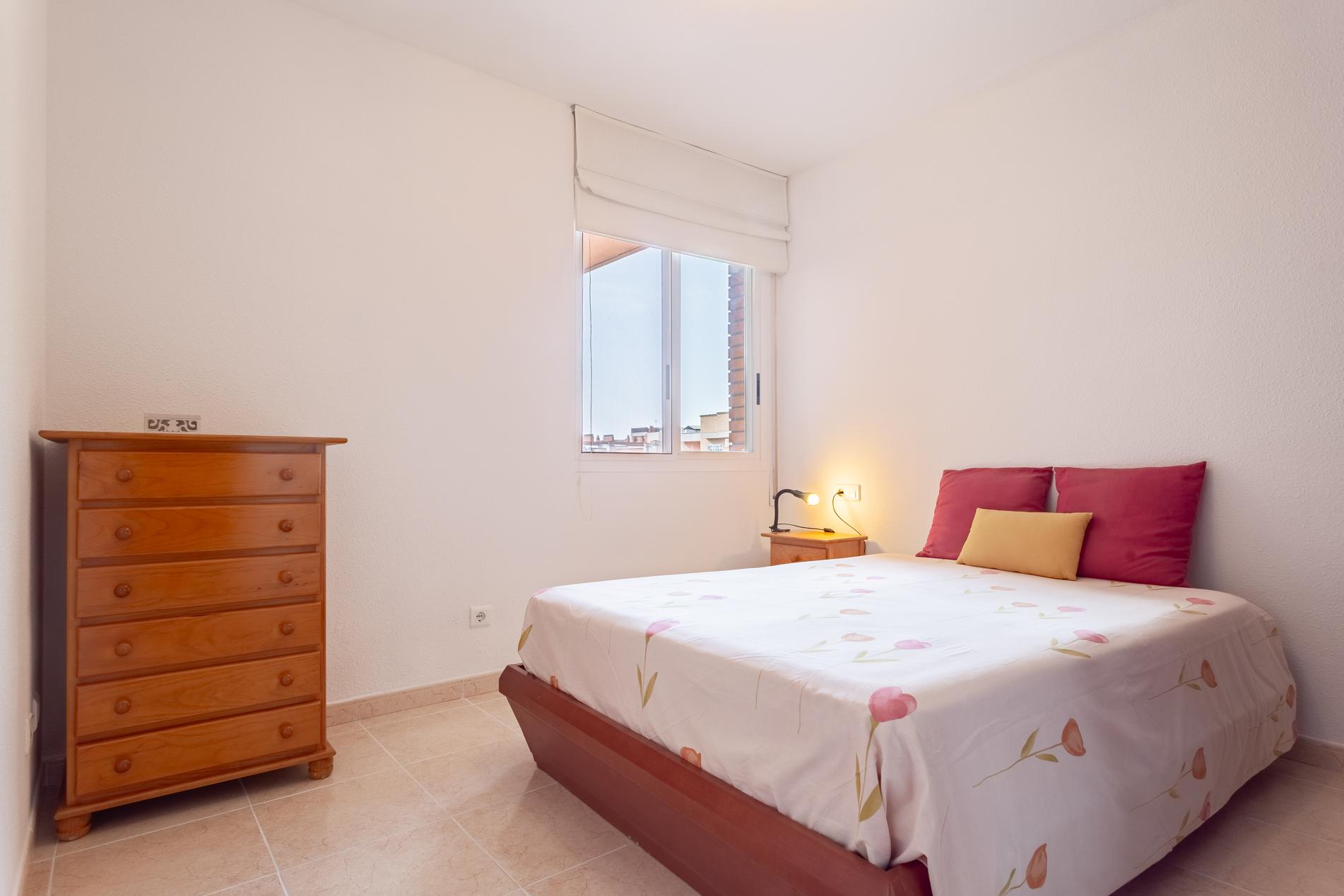 Imagen 2 Piso en venta en Tarragona / Esquina con Calle Francisco Bastos