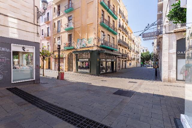 Imagen 21 Inmueble 305262 - Piso en venta en Tarragona / Calle peatonal paralela a Rambla Nova