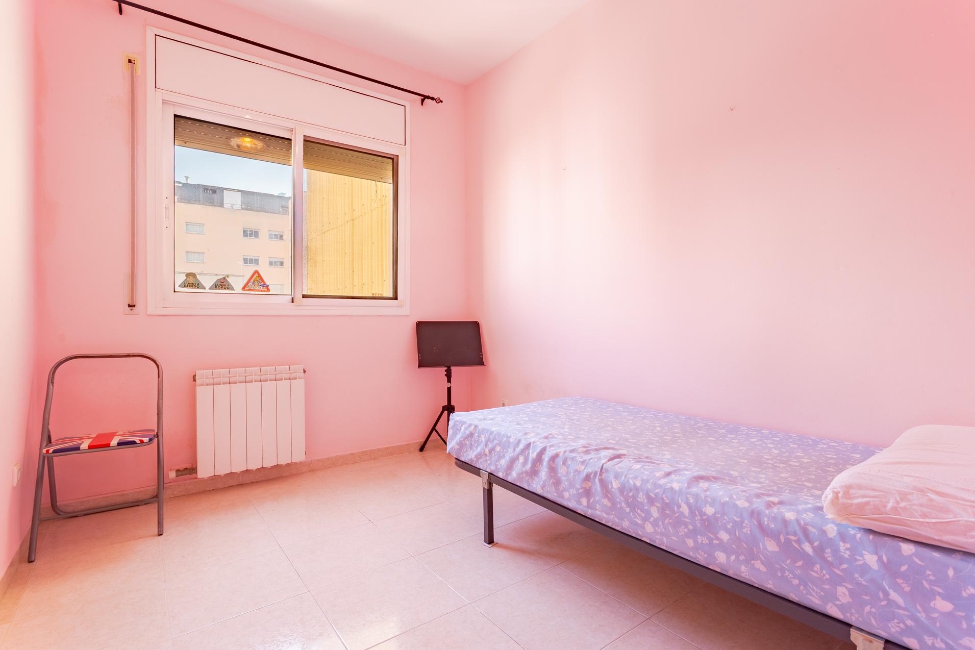 Imagen 9 Piso en venta en Tarragona / Calle peatonal paralela a Rambla Nova