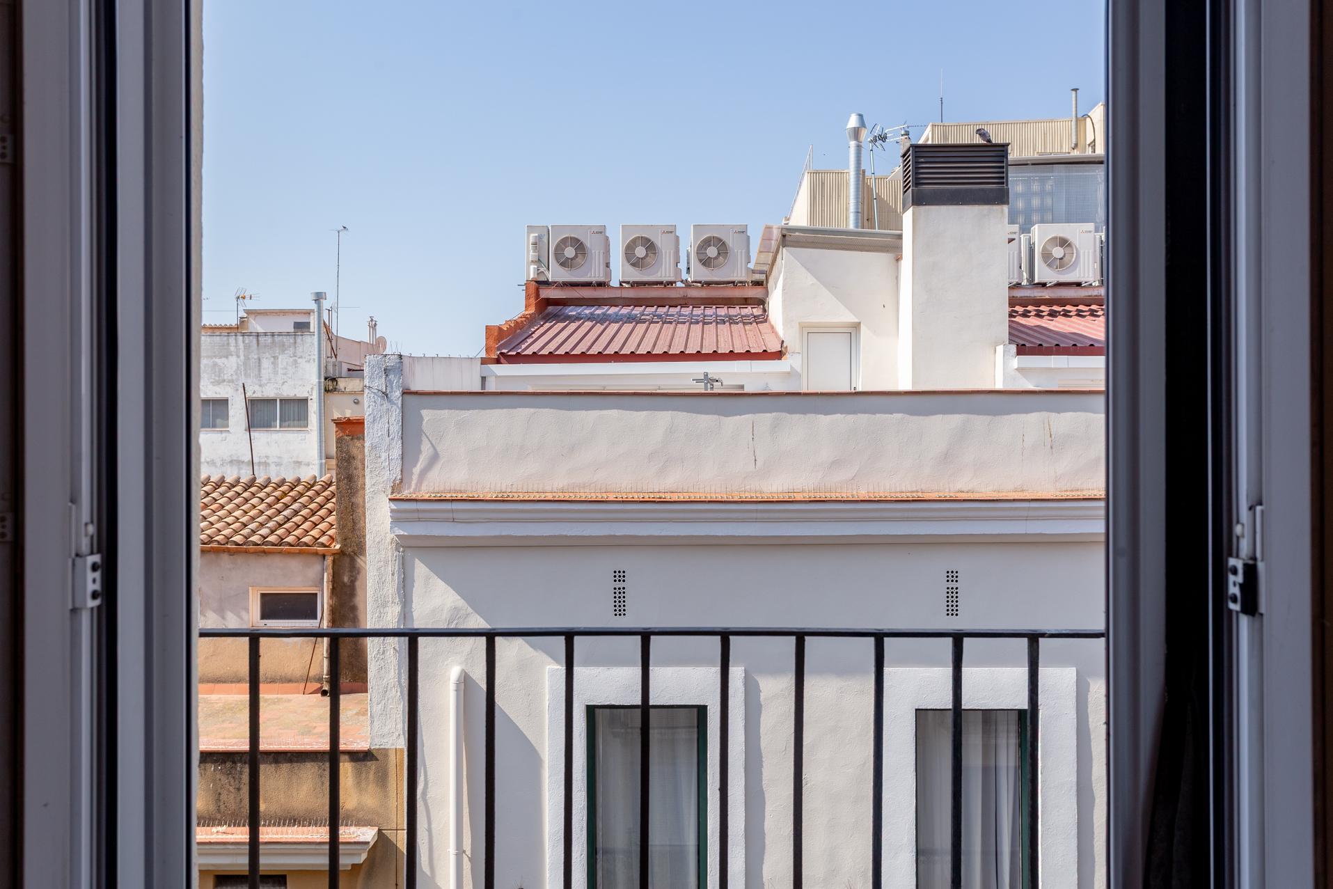 Imagen 3 Piso en venta en Tarragona / Calle peatonal paralela a Rambla Nova