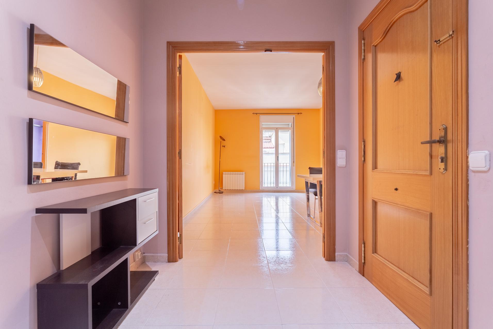 Imagen 1 Piso en venta en Tarragona / Calle peatonal paralela a Rambla Nova