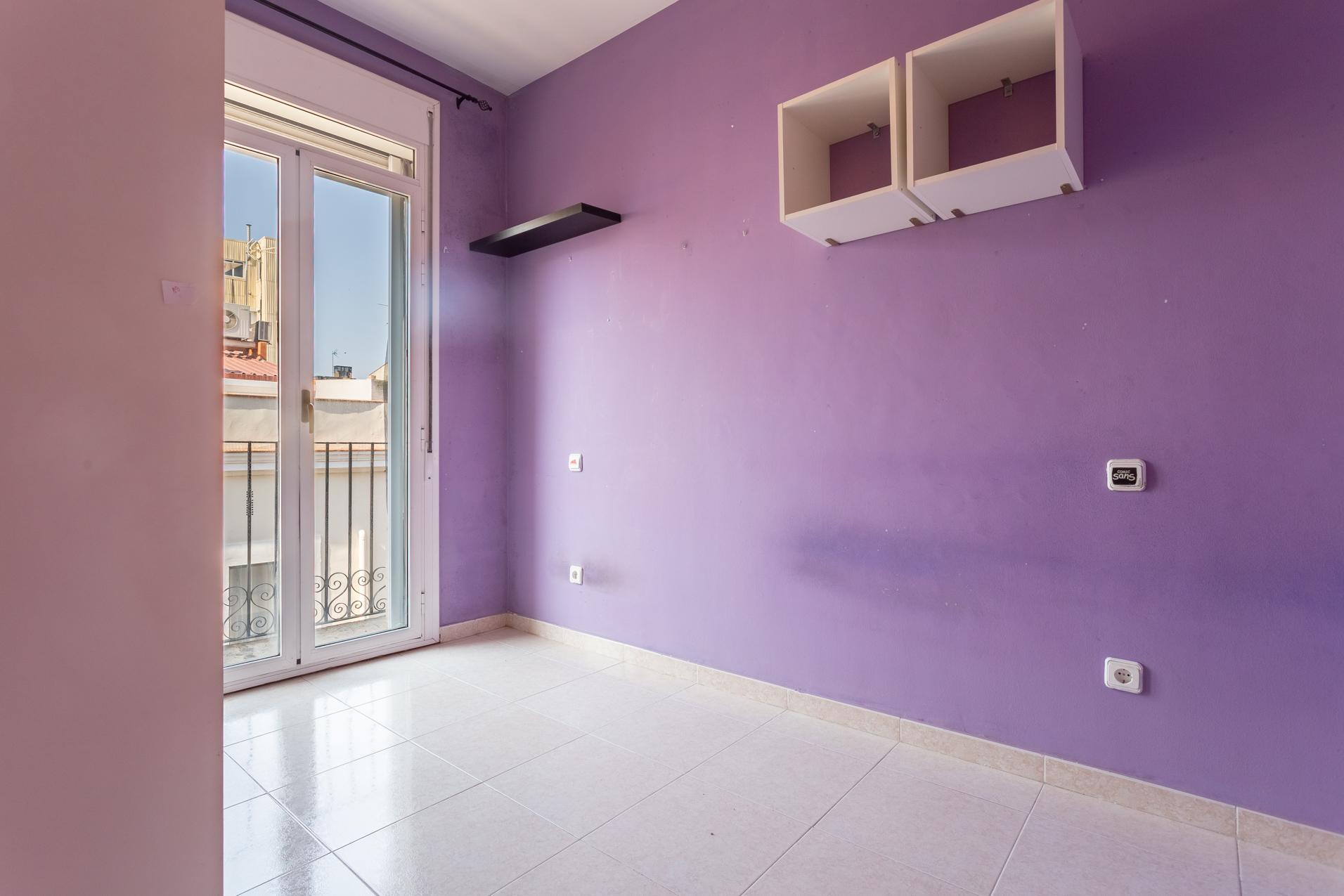 Imagen 10 Piso en venta en Tarragona / Calle peatonal paralela a Rambla Nova