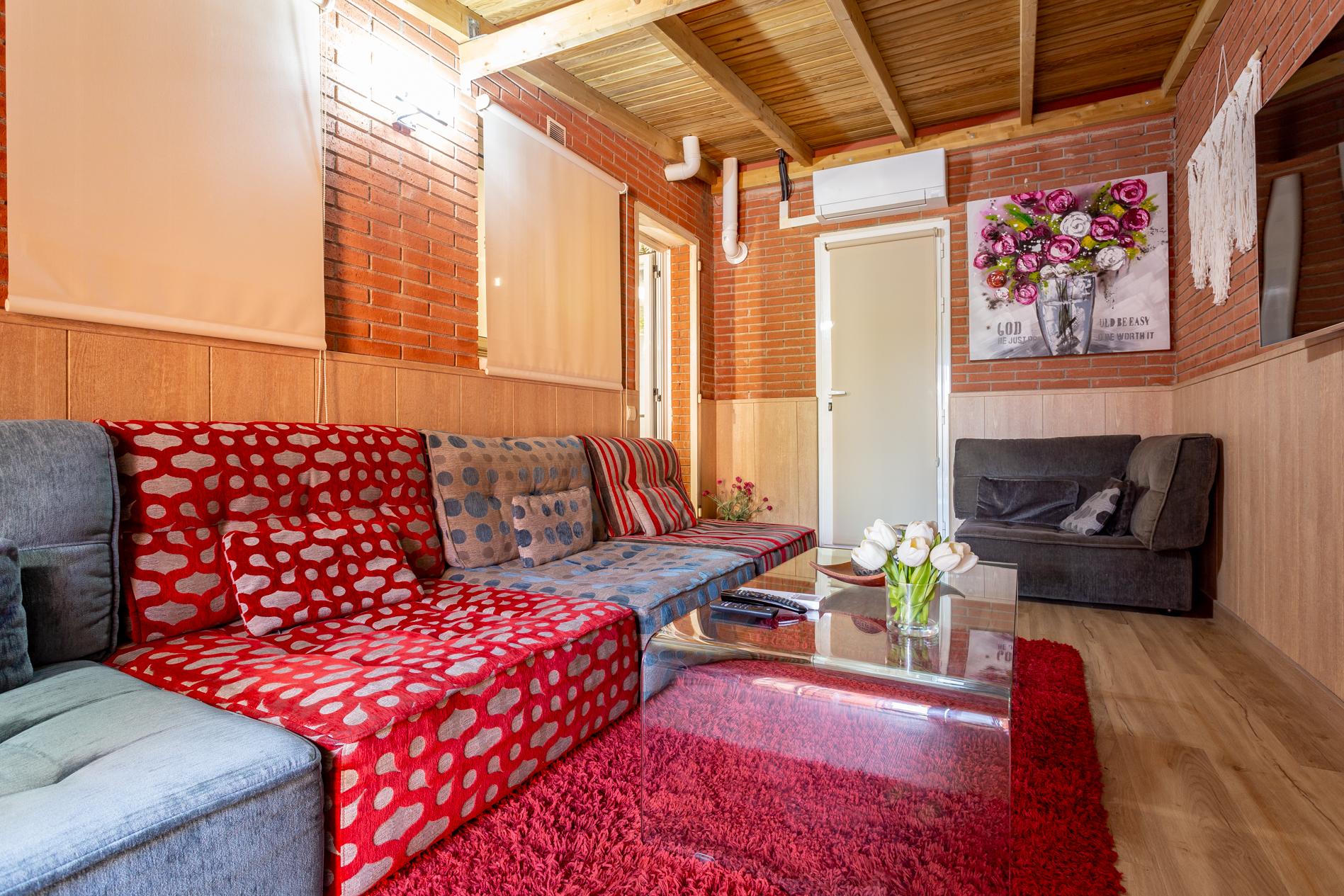 Imagen 18 Casa Adosada en venta en Reus / Delante del paseo y del pavellon municipal