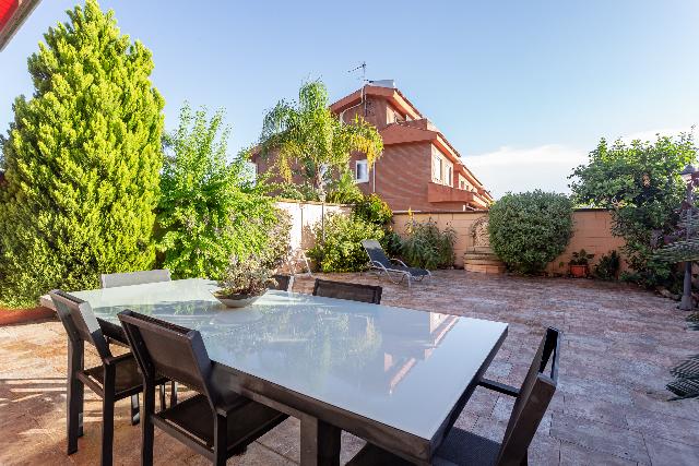 Imagen 6 Inmueble 306493 - Casa Adosada en venta en Reus / Delante del paseo y del pavellon municipal