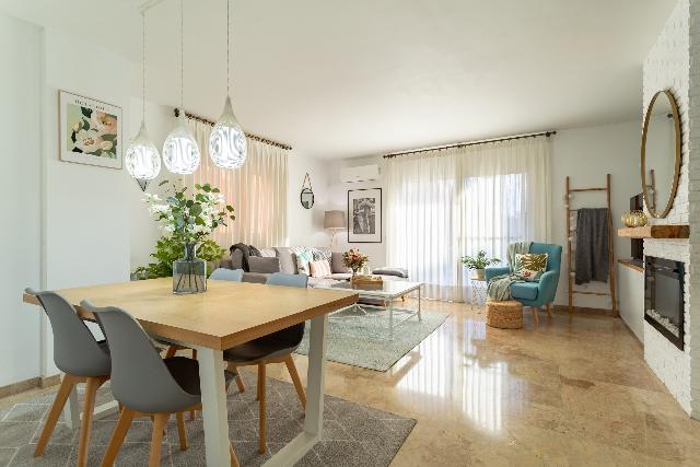 Imagen 2 Inmueble 306493 - Casa Adosada en venta en Reus / Delante del paseo y del pavellon municipal