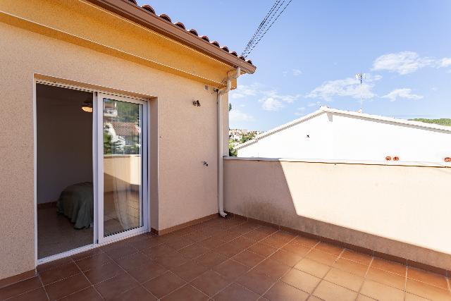 Imagen 34 Inmueble 306611 - Casa en venta en Pobla De Montornès (La) / Casa adosada zona residencial de La Pobla de Mo...