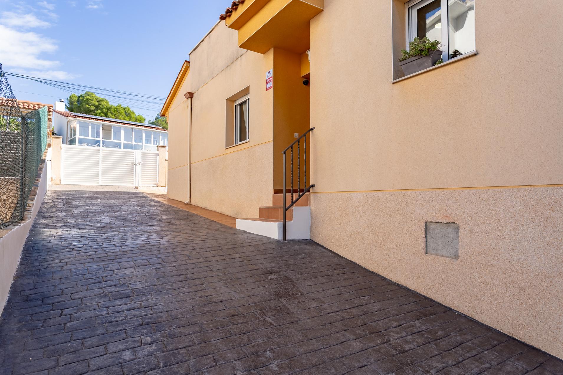 Imagen 37 Casa en venta en Pobla De Montornès La / Casa adosada zona residencial de La Pobla de Mo...