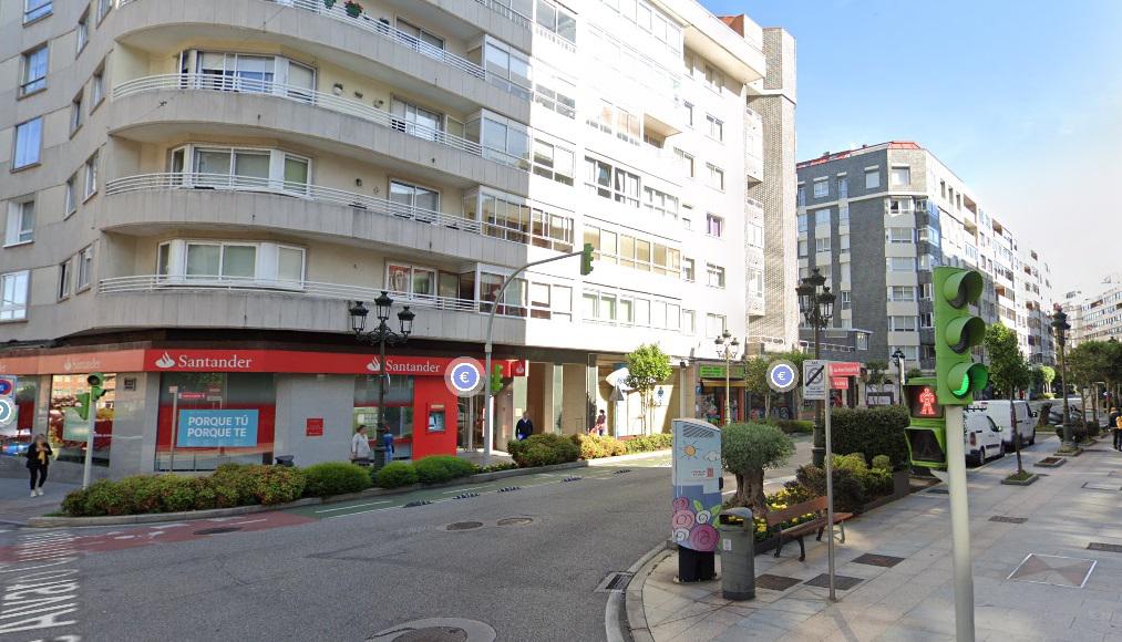 Imagen 1 Local Comercial en alquiler en Vigo / Zona Independencia