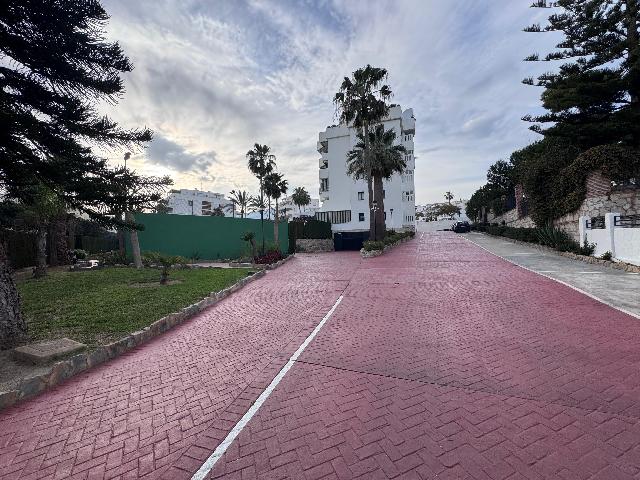 Imagen 4 Inmueble 262311 - Apartamento en venta en Torremolinos / Al lado de campo de golf con vistas al mar