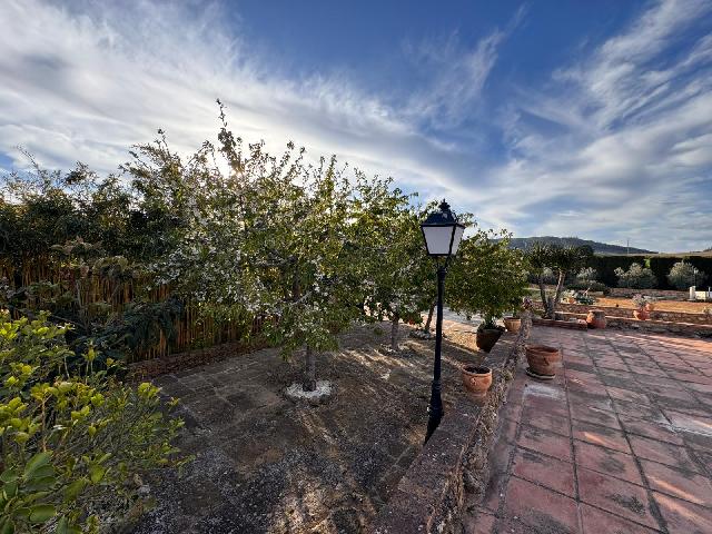 Imagen 6 Inmueble 263607 - Casa Rústica en venta en Villanueva Del Trabuco / Malaga Finca Espectacular