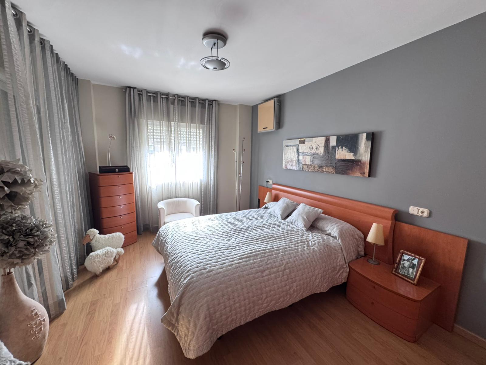 Imagen 13 Casa Adosada en venta en Málaga / Malaga Casa espectacular