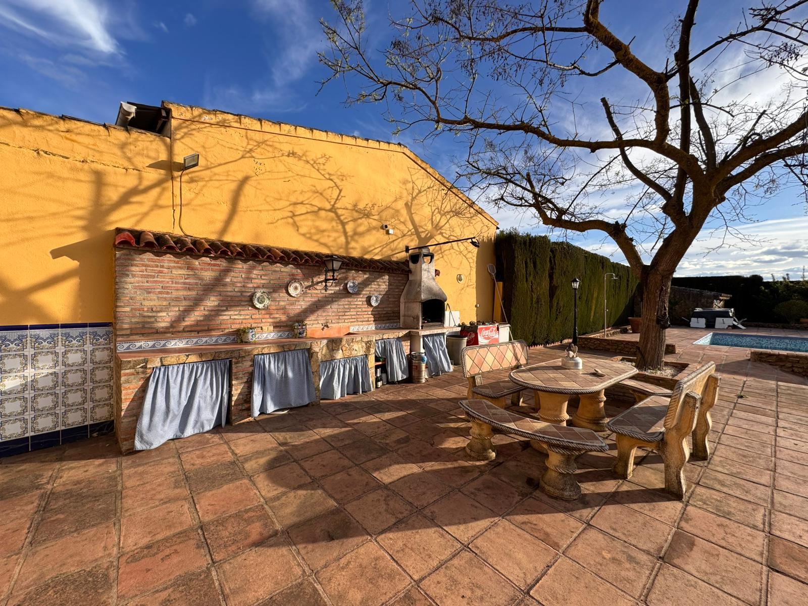 Imagen 3 Casa Rústica en venta en Villanueva Del Trabuco / Malaga Finca Espectacular