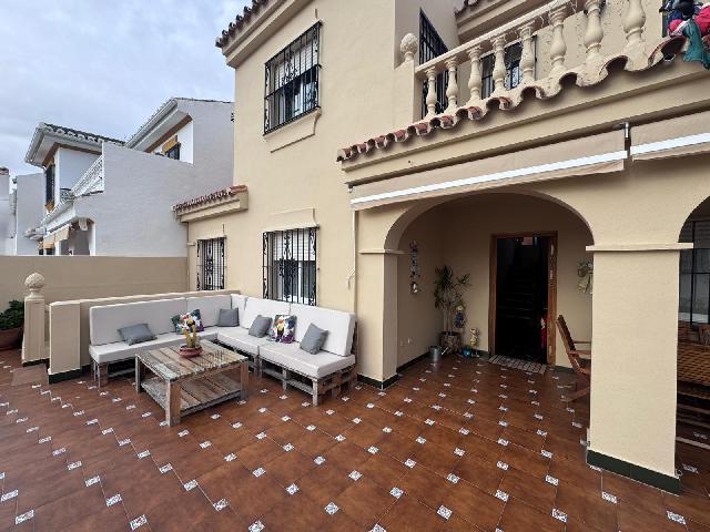 Imagen 1 Inmueble 264520 - Casa Adosada en venta en Málaga / Centro Histórico de Málaga. Ciudad jardin