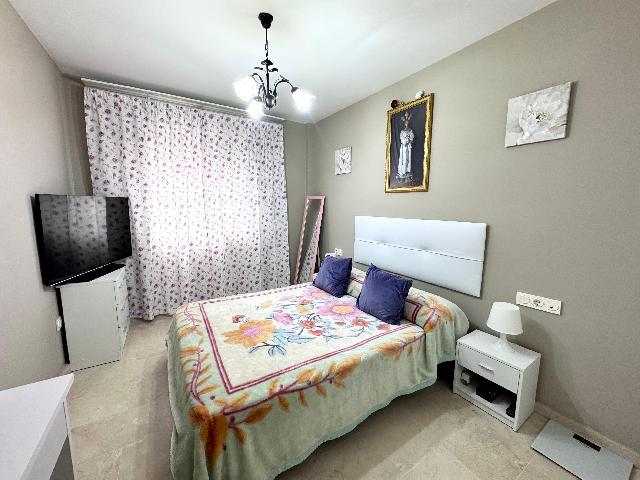 Imagen 6 Inmueble 265040 - Casa Adosada en venta en Benalmádena / Casa con piscina independiente