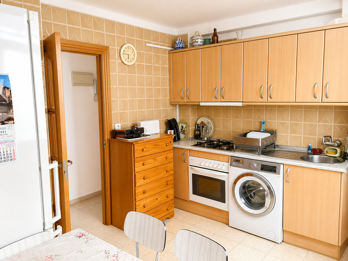 Imagen 2 Apartamento en venta en Málaga / Vivienda en Martiricos a 15 mint del centro de Malaga