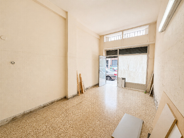 Imagen 2 Inmueble 265426 - Local Comercial en venta en Málaga / local en Marlaga a15 mint del centro de Malaga