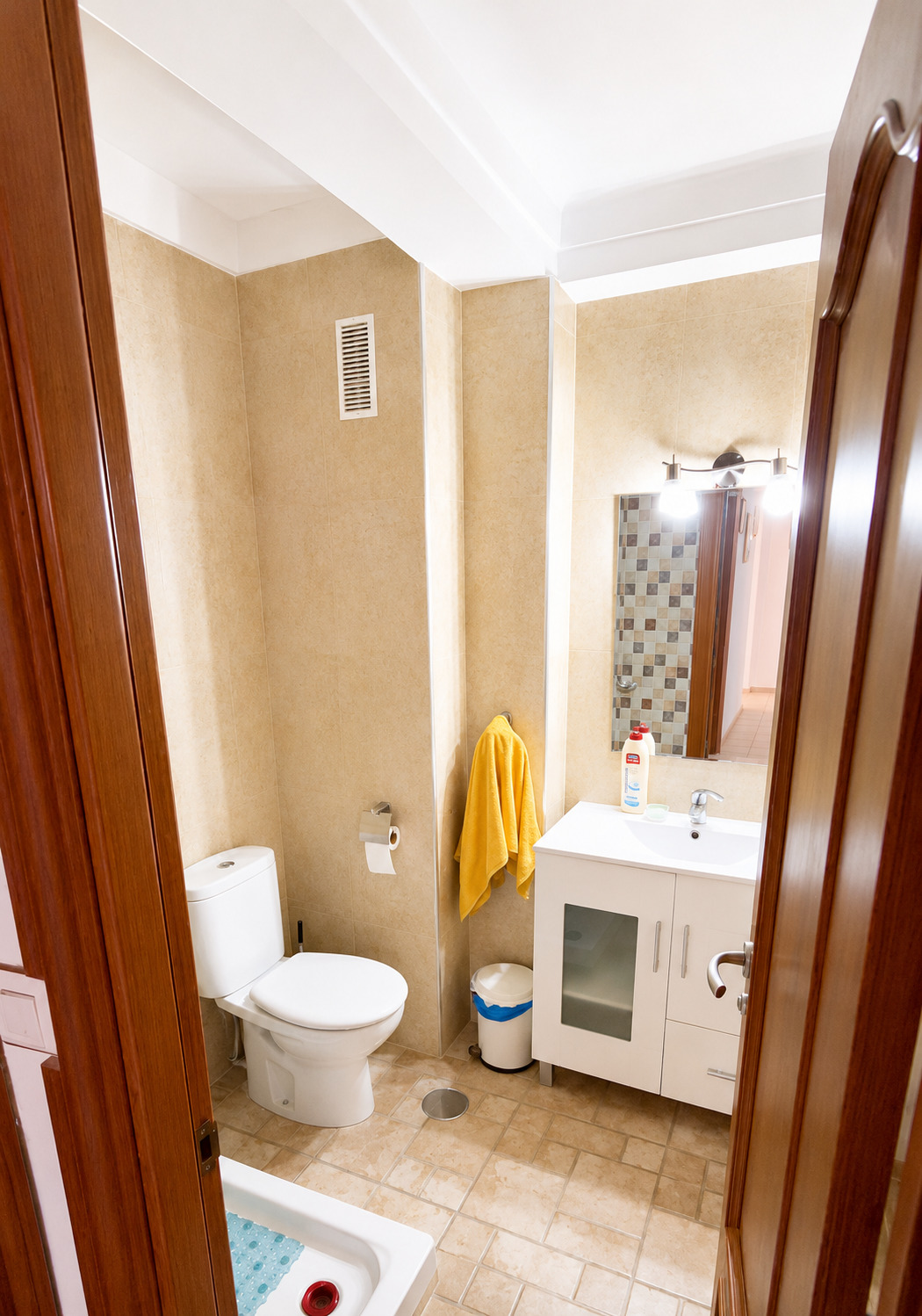 Imagen 3 Apartamento en venta en Málaga / Vivienda en Martiricos a 15 mint del centro de Malaga