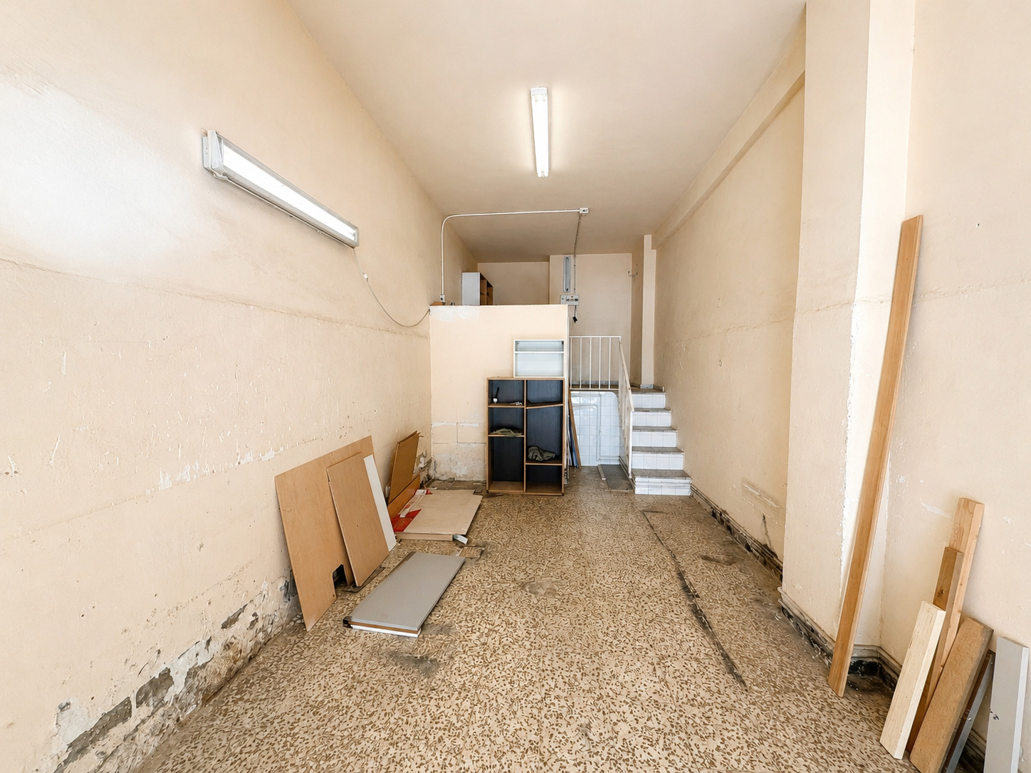 Imagen 1 Local Comercial en venta en Málaga / local en Marlaga a15 mint del centro de Malaga