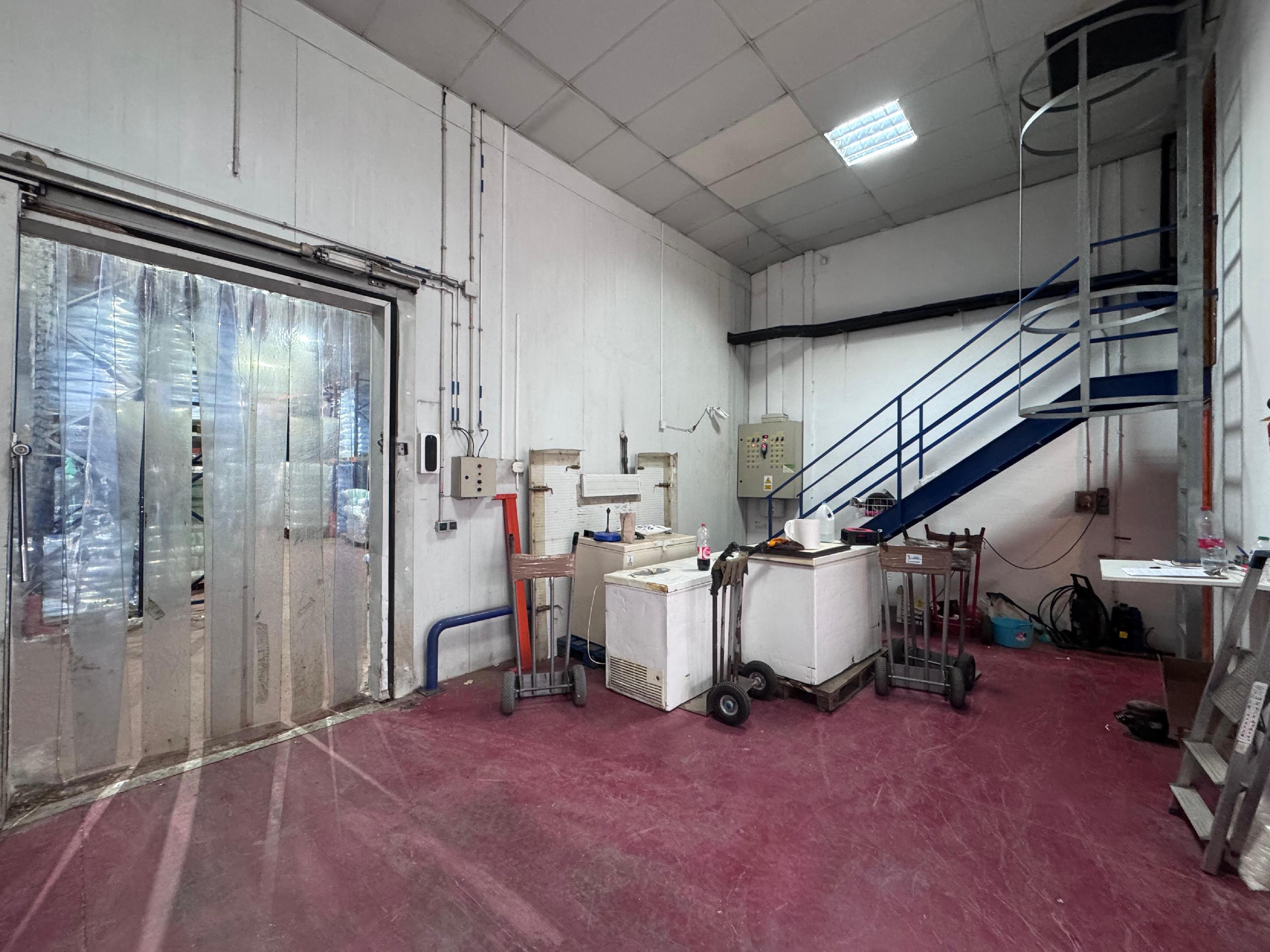 Imagen 5 Local Industrial en venta en Málaga / Nave ubicada en el viso  Imagen 5 Local Industrial en venta en Málaga / Nave ubicada en el viso