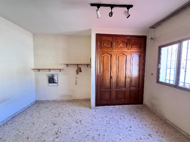 Imagen 7 Inmueble 265453 - Casa Adosada en venta en Málaga / Casa ubicada en zona privilegiada