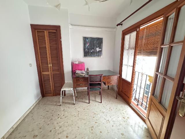 Imagen 10 Inmueble 265453 - Casa Adosada en venta en Málaga / Casa ubicada en zona privilegiada