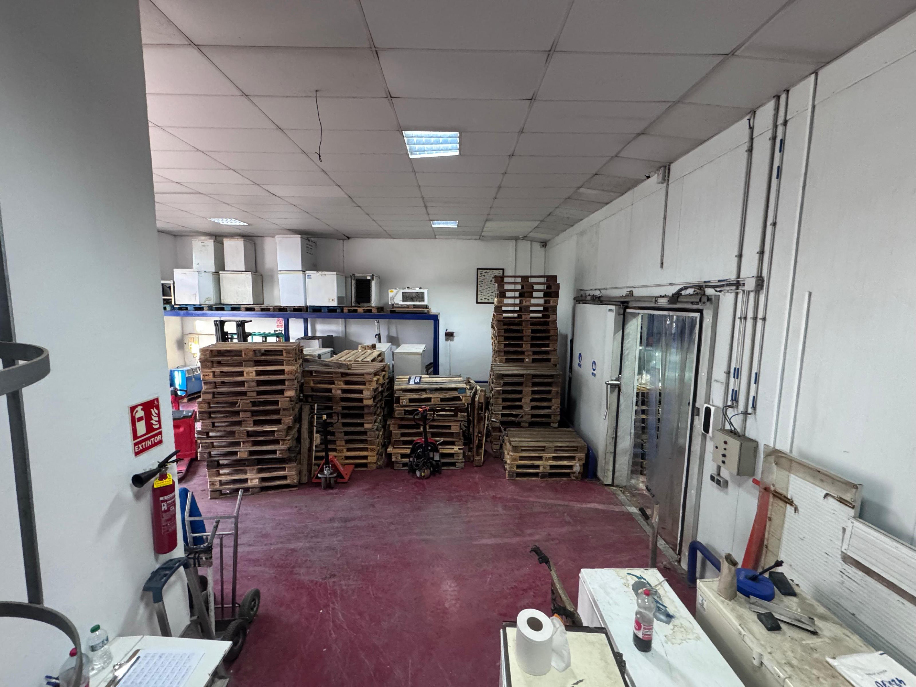 Imagen 10 Local Industrial en venta en Málaga / Nave ubicada en el viso  Imagen 10 Local Industrial en venta en Málaga / Nave ubicada en el viso