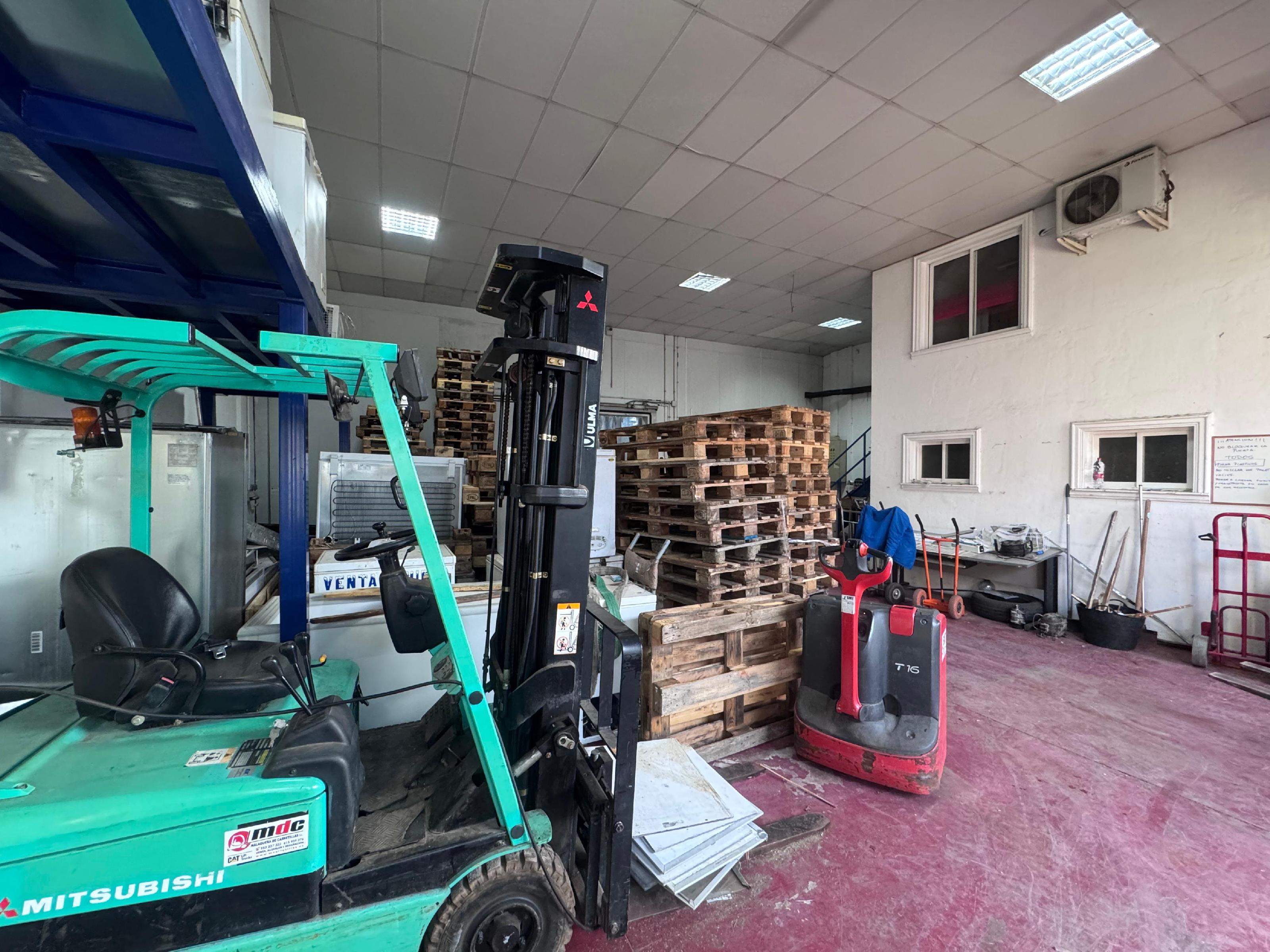 Imagen 9 Local Industrial en venta en Málaga / Nave ubicada en el viso  Imagen 9 Local Industrial en venta en Málaga / Nave ubicada en el viso