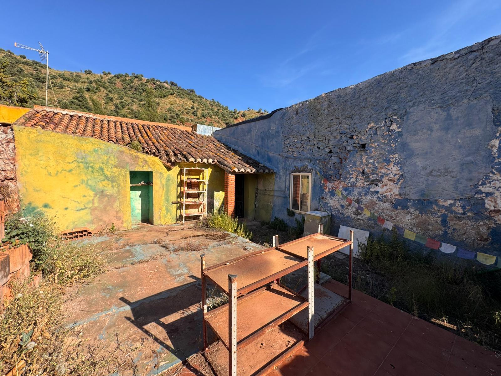 Imagen 7 Casa Rústica en venta en Málaga / Piso ubicado cerca del centro historico