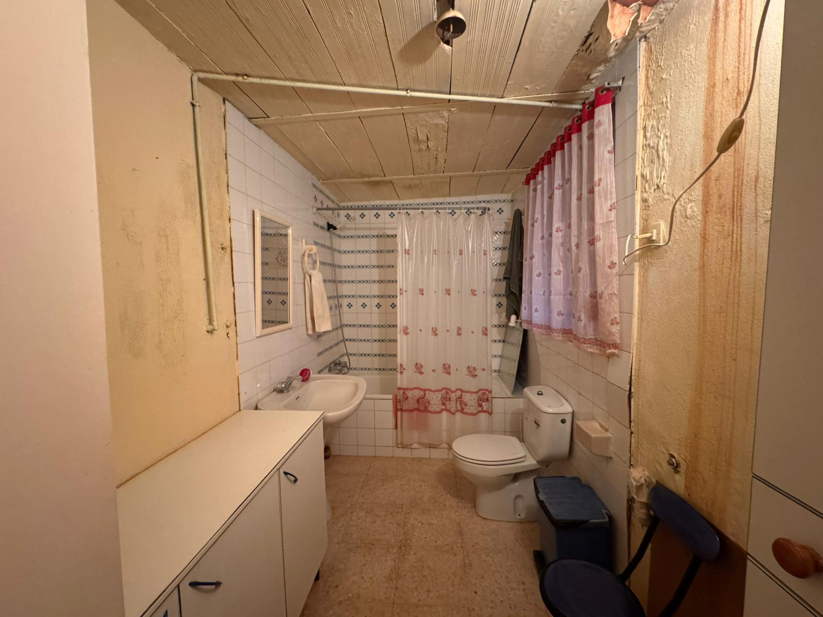 Imagen 11 Casa Rústica en venta en Málaga / Piso ubicado cerca del centro historico
