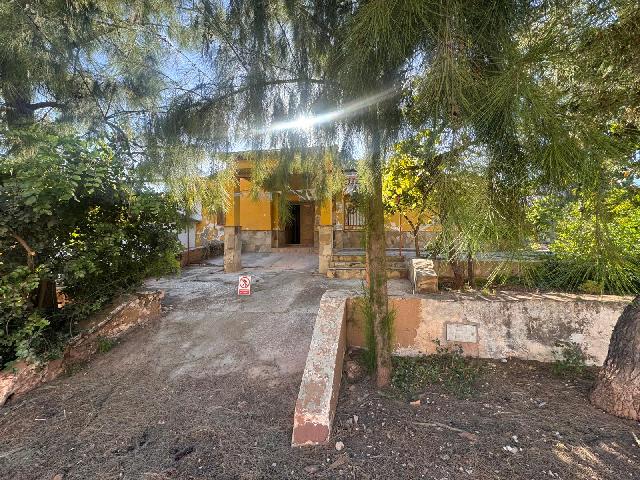 Imagen 1 Inmueble 265502 - Casa Rústica en venta en Málaga / Piso ubicado cerca del centro historico