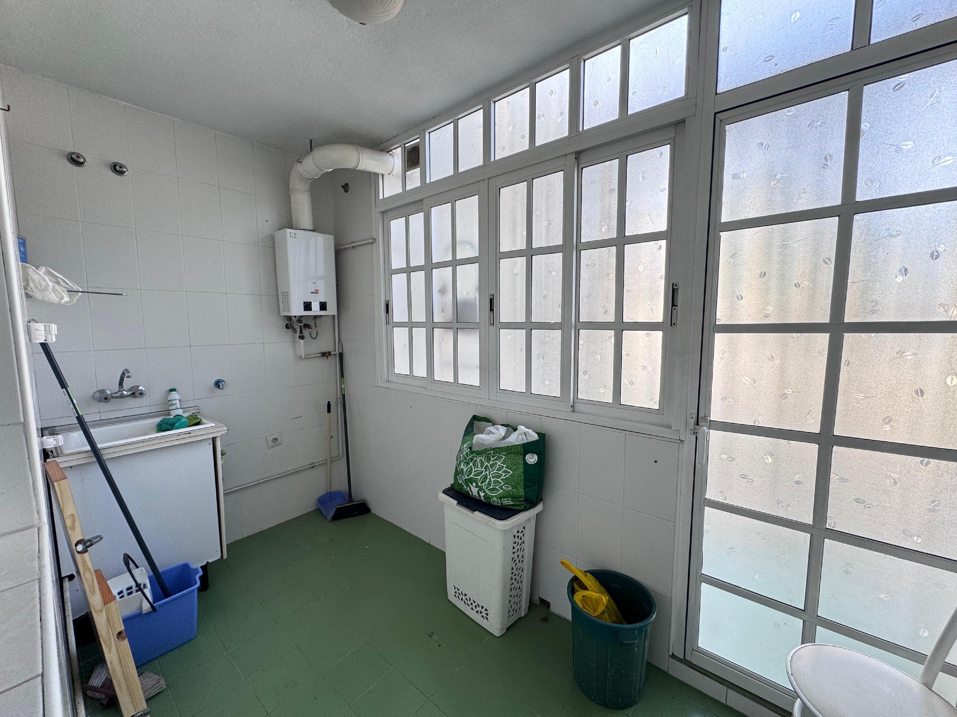 Imagen 15 Apartamento en venta en Málaga / Piso ubicado cerca del centro historico