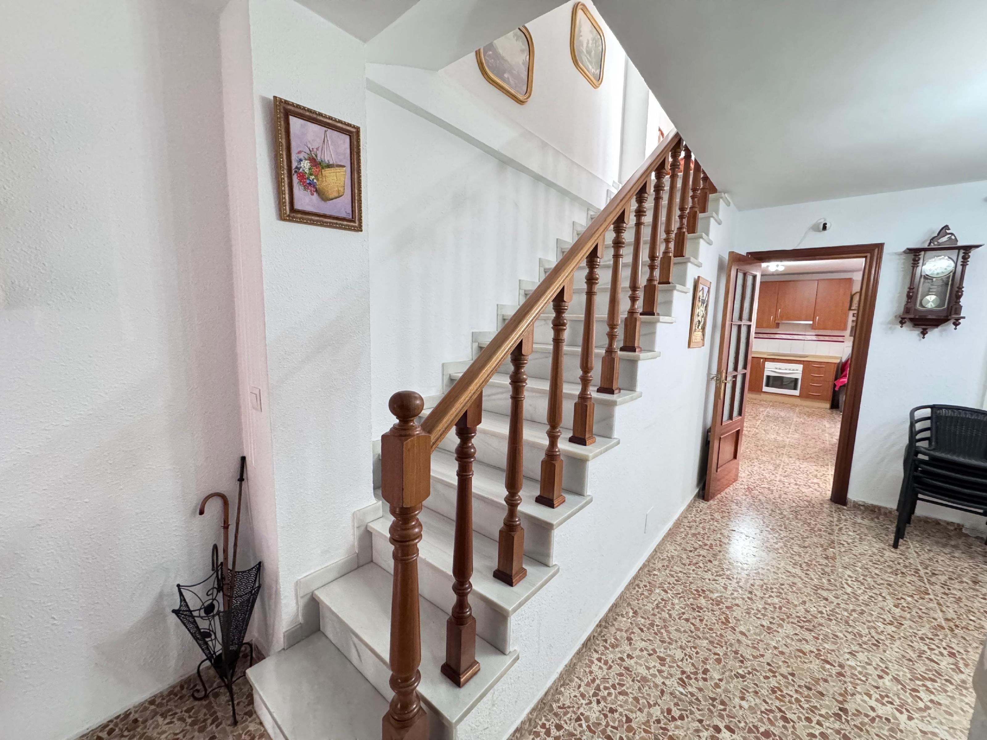 Imagen 1 Casa Adosada en venta en Málaga / Vivienda en ciudad jardin