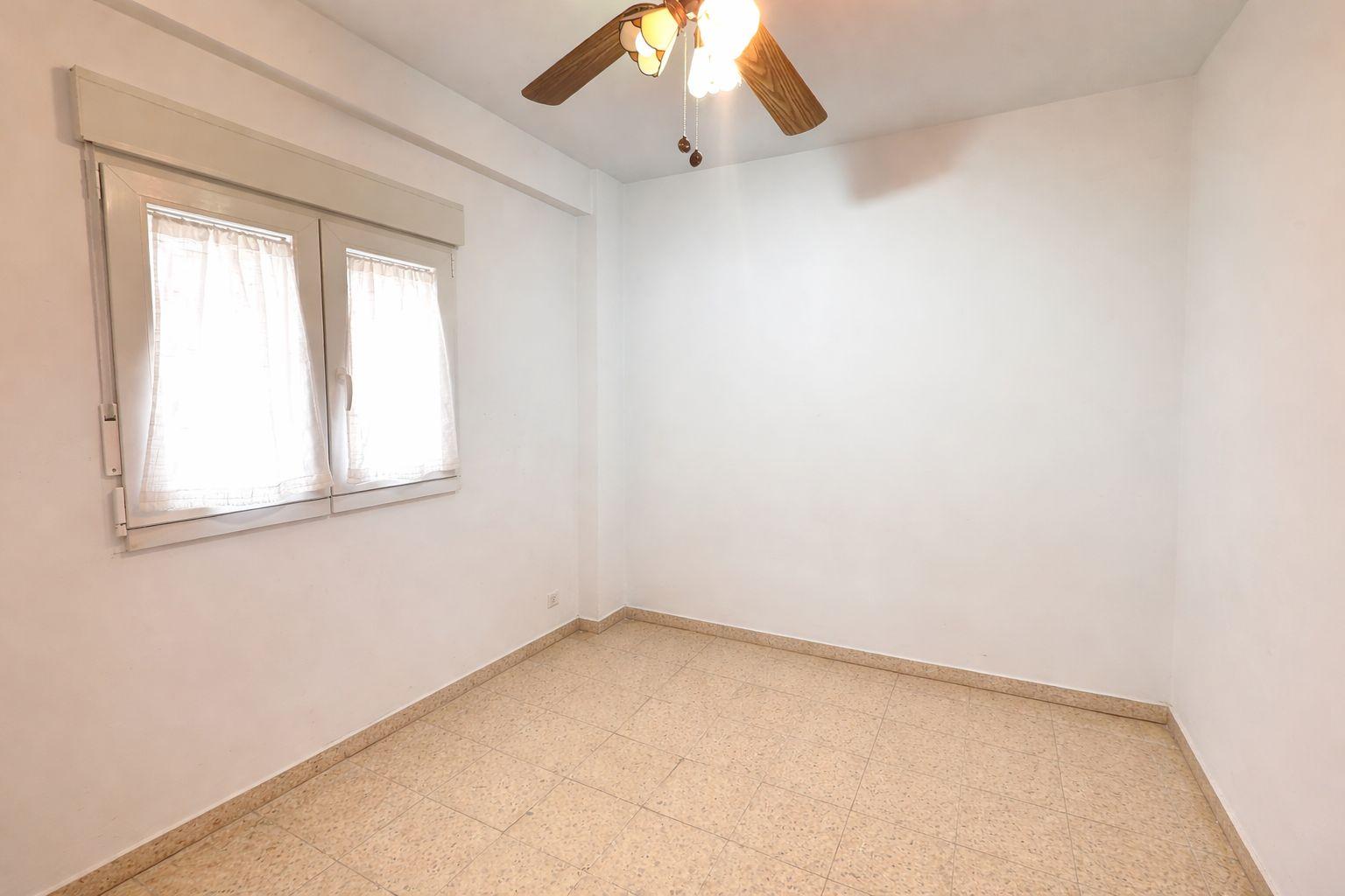 Imagen 7 Apartamento en venta en Málaga / Huelin calle amadeo vives