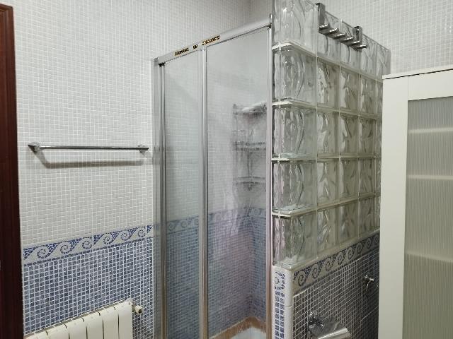 Imagen 24 Inmueble 301369 - Casa Adosada en venta en Almadén De La Plata / En plaza principal, en pleno centro de la l...