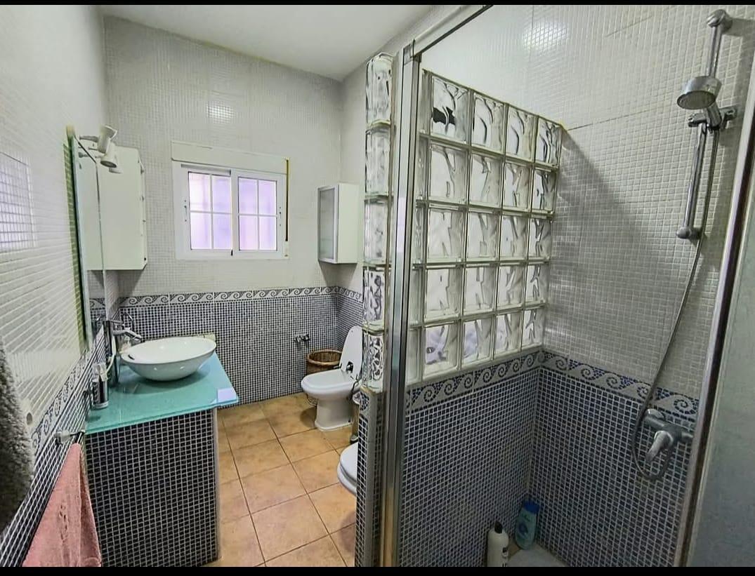 Imagen 27 Casa Adosada en venta en Almadén De La Plata / En plaza principal, en pleno centro de la l...