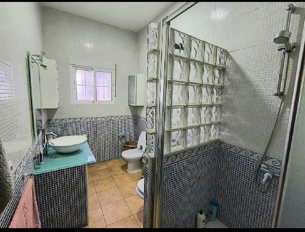 Imagen 27 Inmueble 301369 - Casa Adosada en venta en Almadén De La Plata / En plaza principal, en pleno centro de la l...