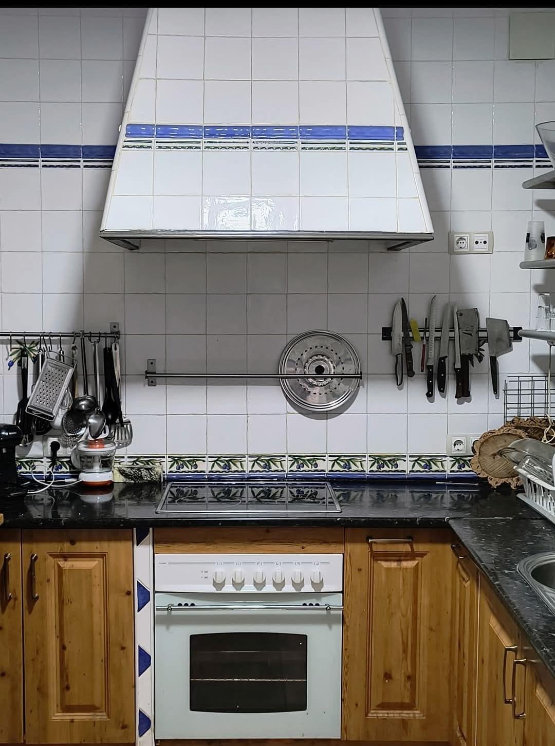 Imagen 20 Casa Adosada en venta en Almadén De La Plata / En plaza principal, en pleno centro de la l...