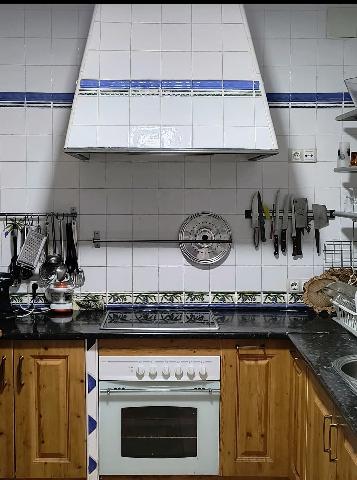 Imagen 20 Inmueble 301369 - Casa Adosada en venta en Almadén De La Plata / En plaza principal, en pleno centro de la l...