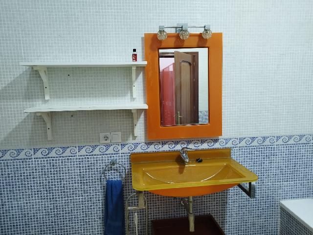 Imagen 30 Inmueble 301369 - Casa Adosada en venta en Almadén De La Plata / En plaza principal, en pleno centro de la l...