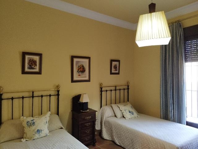 Imagen 5 Inmueble 304327 - Casa Rústica en venta en Berlanga / En la carretera de Maguilla en el Pozo de la Milla