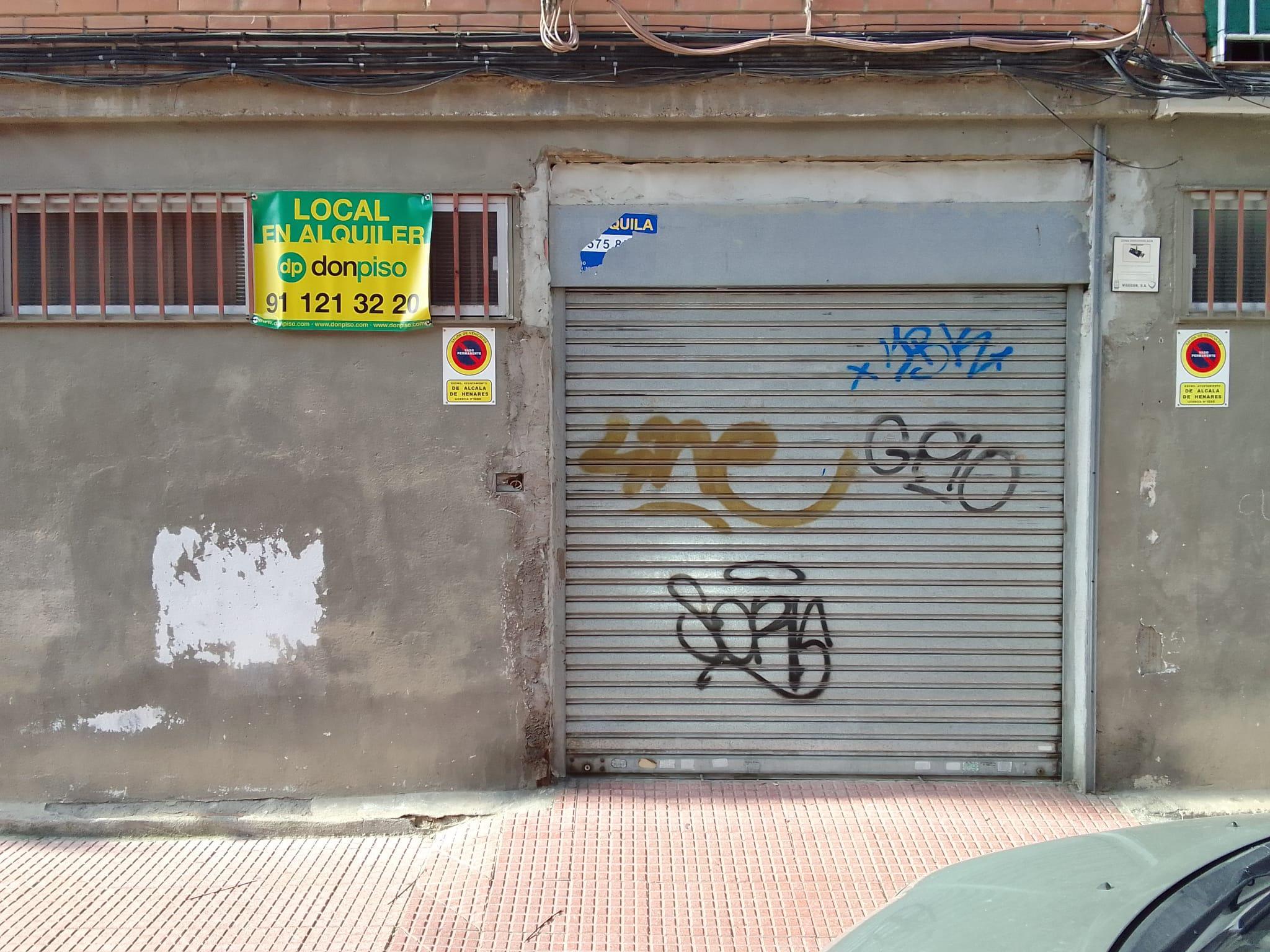 Imagen 6 Local Comercial en alquiler en Alcalá De Henares / Calle muy comercial junto a colegios