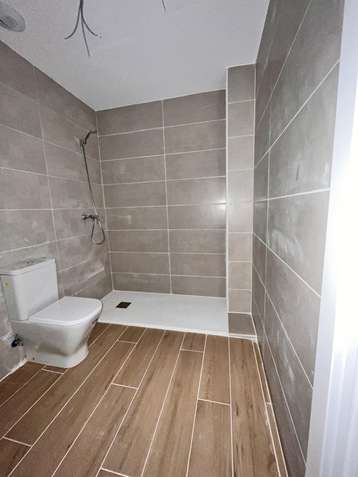 Imagen 15 Apartamento en venta en Meco / Cerca de vias de acceso.