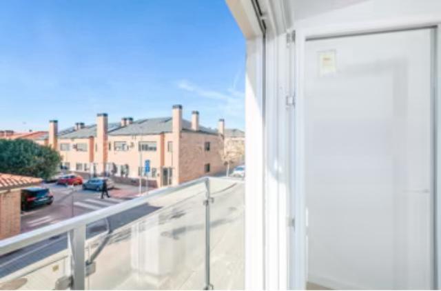 Imagen 23 Apartamento en venta en Meco / Cerca de vias de acceso.