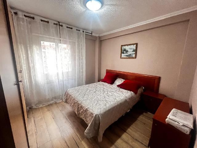 Imagen 9 Inmueble 300168 - Piso en venta en Torrejón De Ardoz / Junto a supermercados.