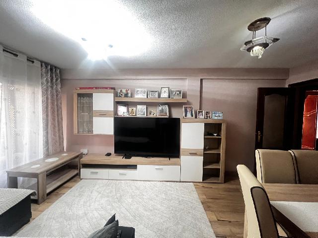 Imagen 6 Inmueble 300168 - Piso en venta en Torrejón De Ardoz / Junto a supermercados.